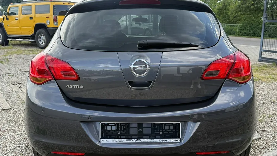 OPEL Astra -