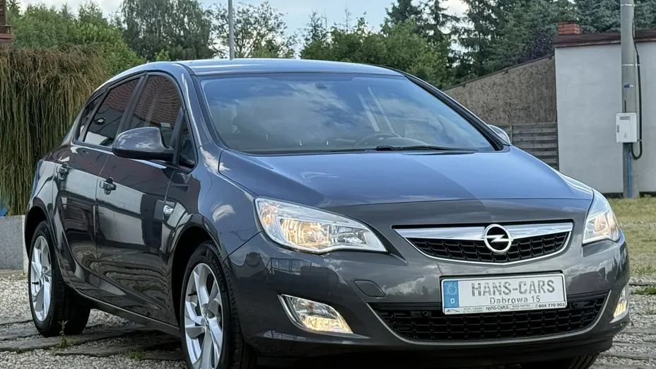 OPEL Astra -
