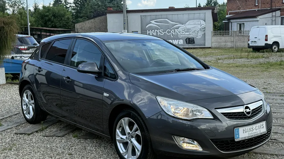 OPEL Astra -