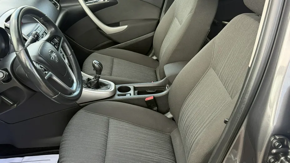 OPEL Astra -