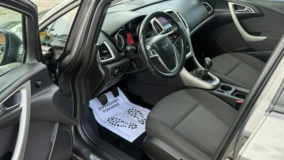 OPEL Astra -