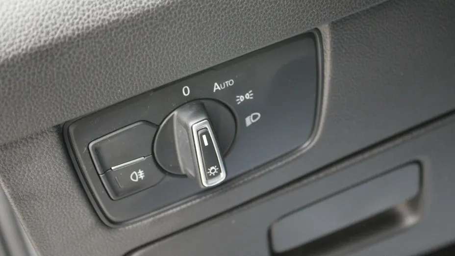 VOLKSWAGEN Arteon -