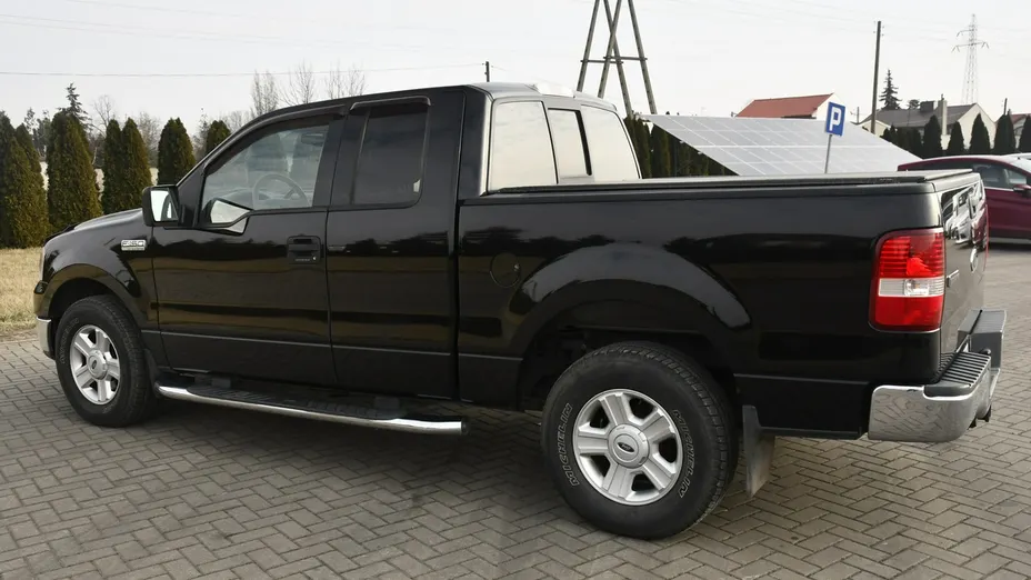 FORD F 150 -