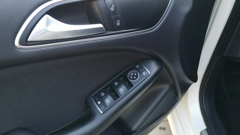 MERCEDES-BENZ B Klasa -