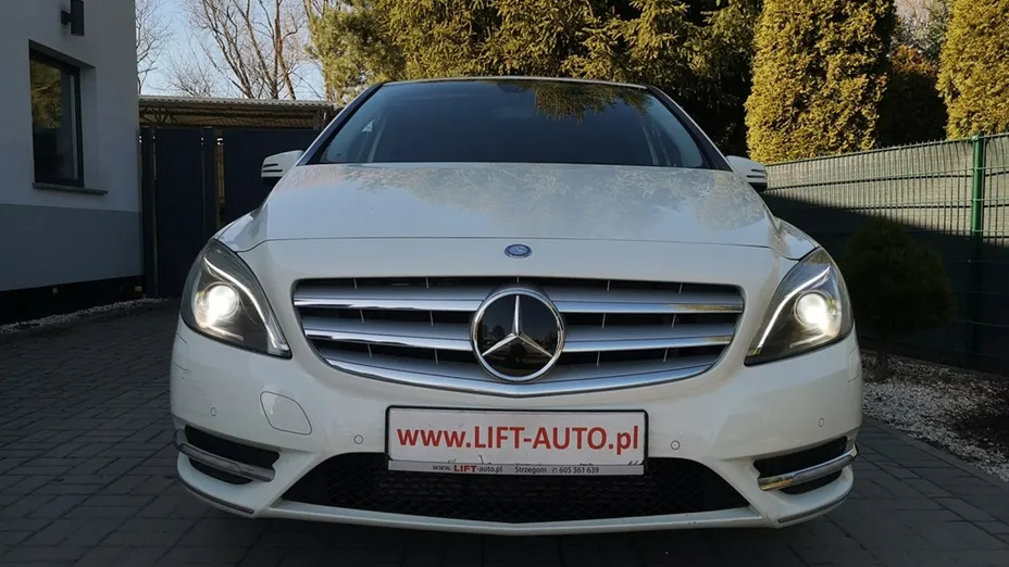MERCEDES-BENZ B Klasa -