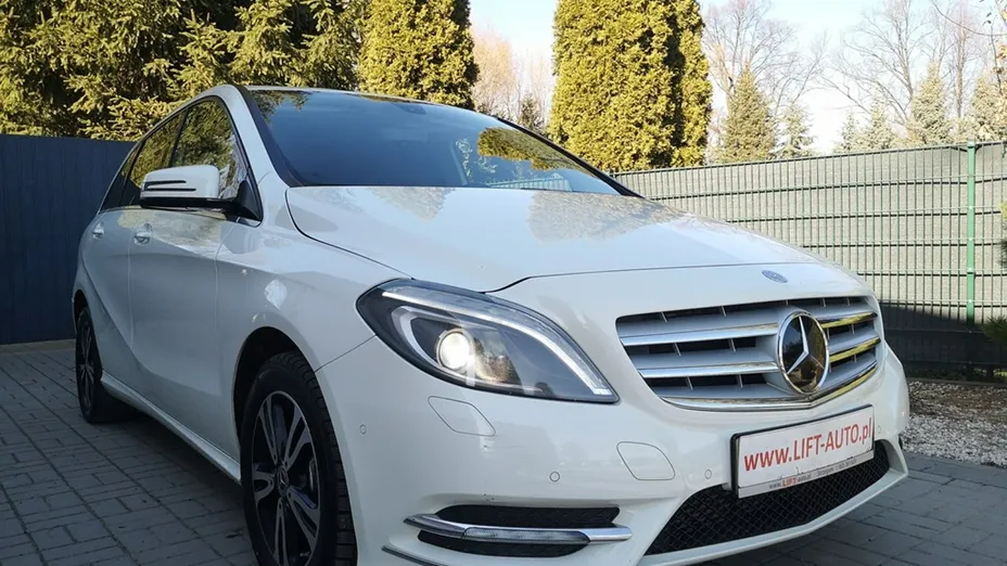 MERCEDES-BENZ B Klasa -