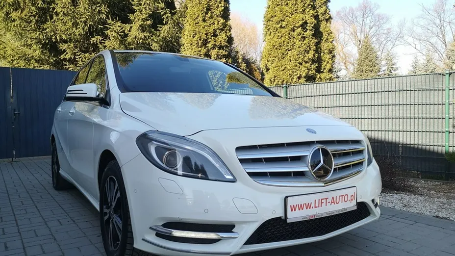 MERCEDES-BENZ B Klasa -