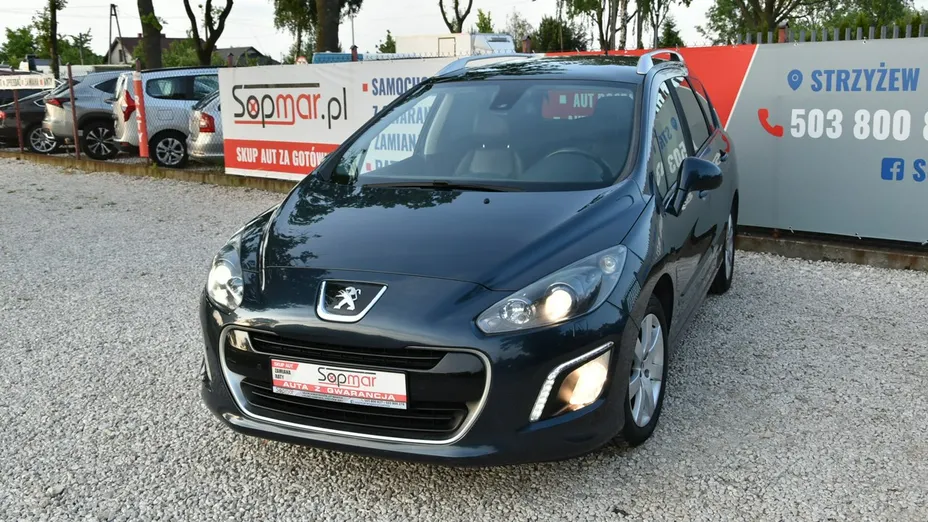 PEUGEOT 308 -