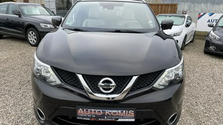 NISSAN Qashqai -