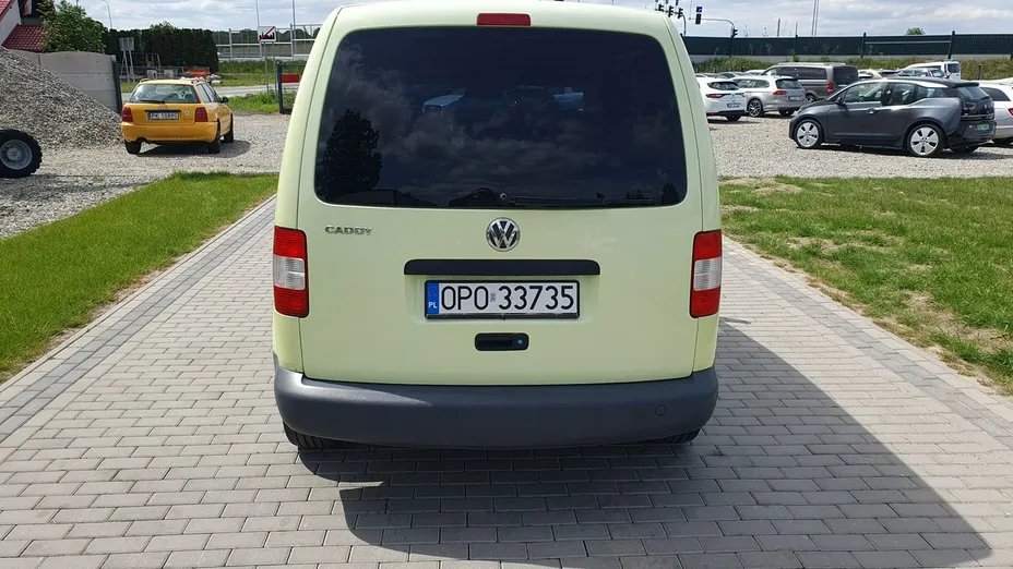 VOLKSWAGEN Caddy -