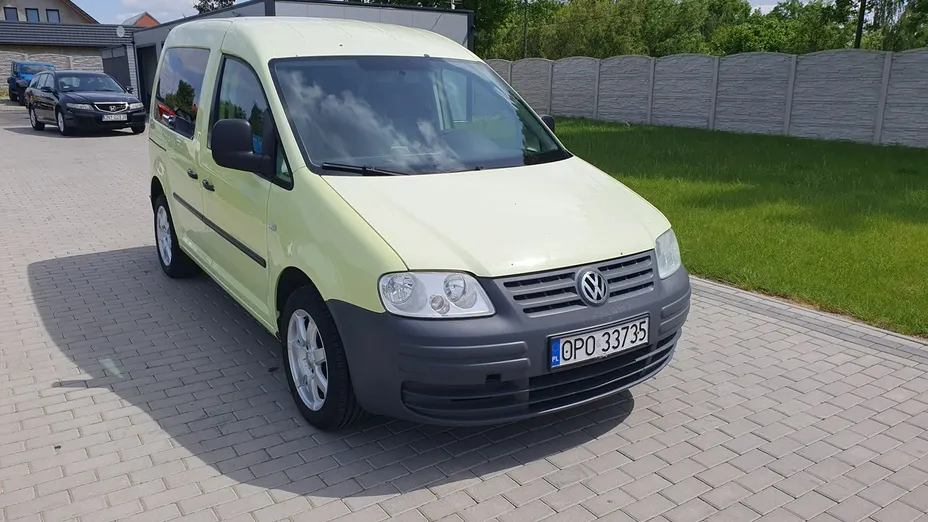 VOLKSWAGEN Caddy -