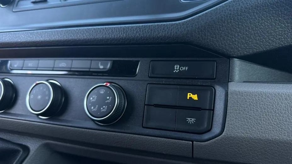 VOLKSWAGEN Crafter -