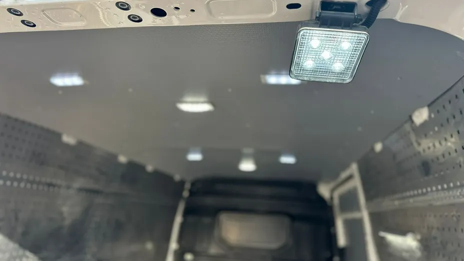 VOLKSWAGEN Crafter -