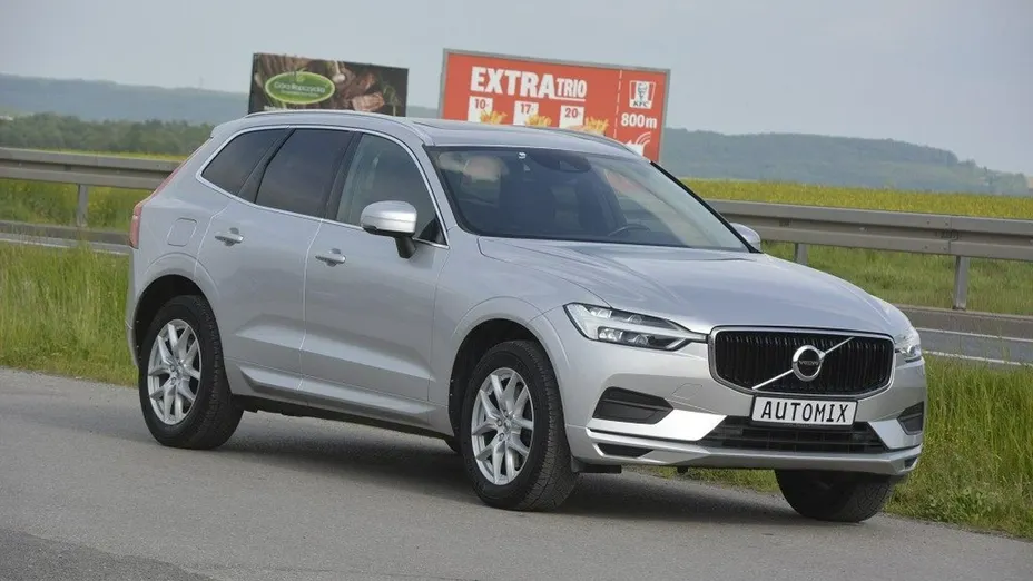 VOLVO XC60 -