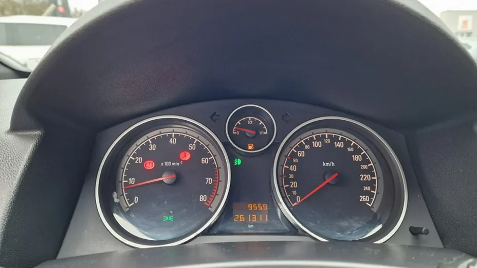 OPEL Astra -