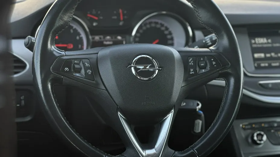 OPEL Astra -
