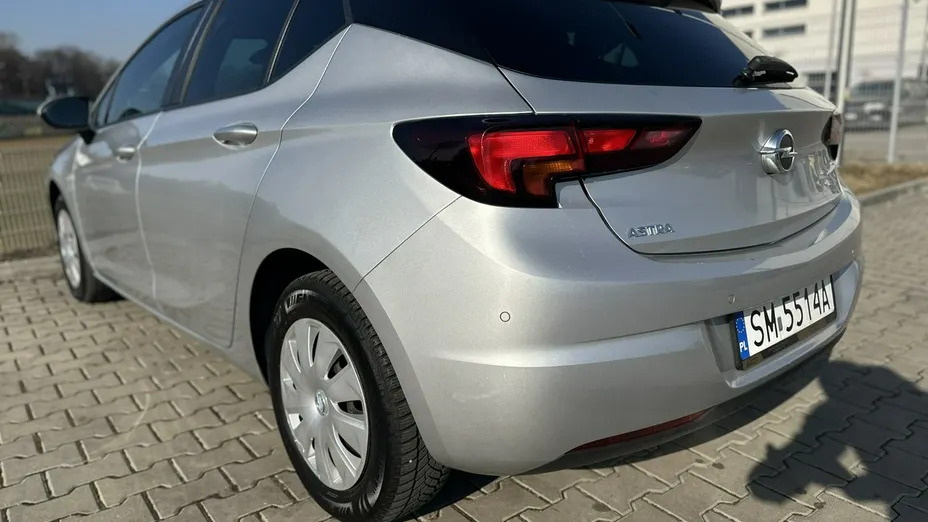 OPEL Astra -