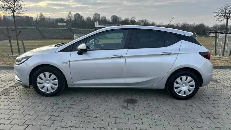 OPEL Astra -