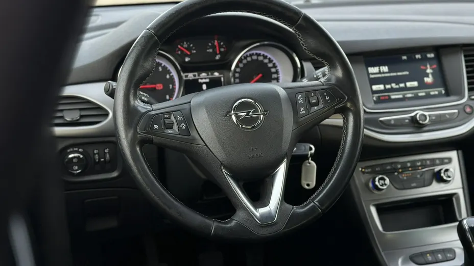 OPEL Astra -