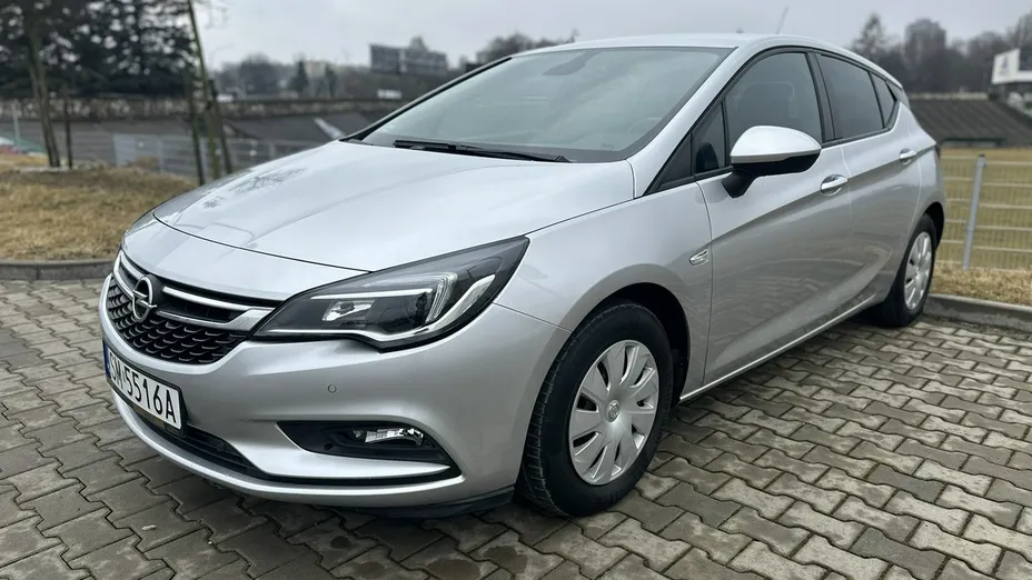 OPEL Astra -