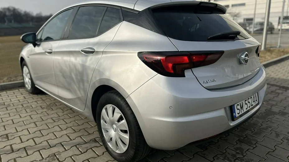 OPEL Astra -