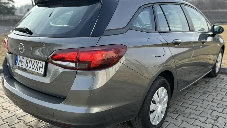 OPEL Astra -