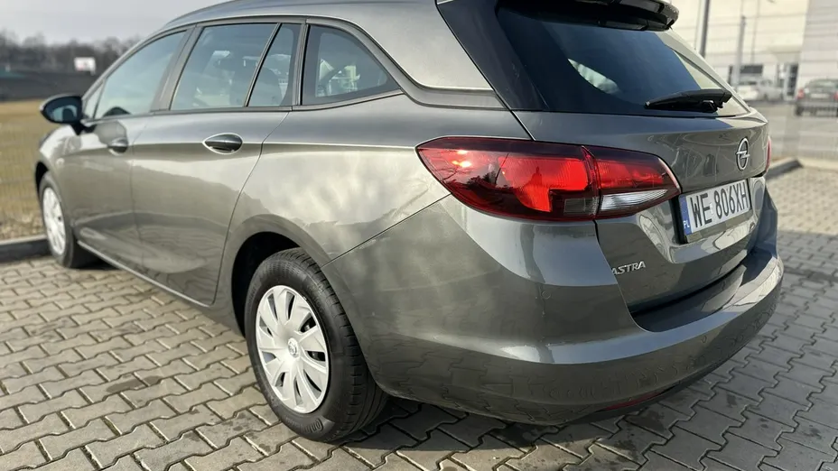 OPEL Astra -
