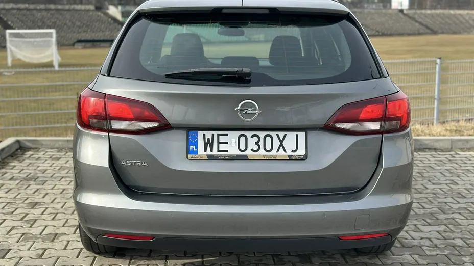 OPEL Astra -