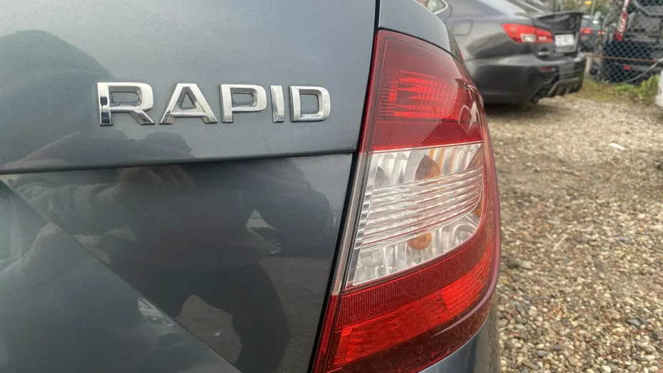 SKODA Rapid -