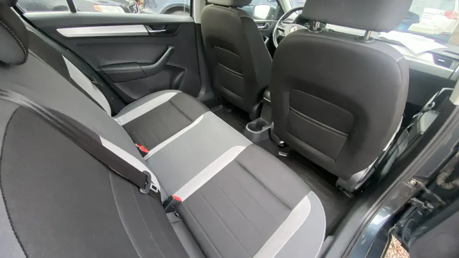 SKODA Rapid -