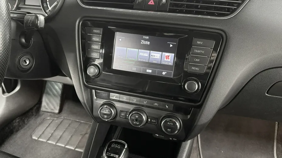 SKODA Octavia -