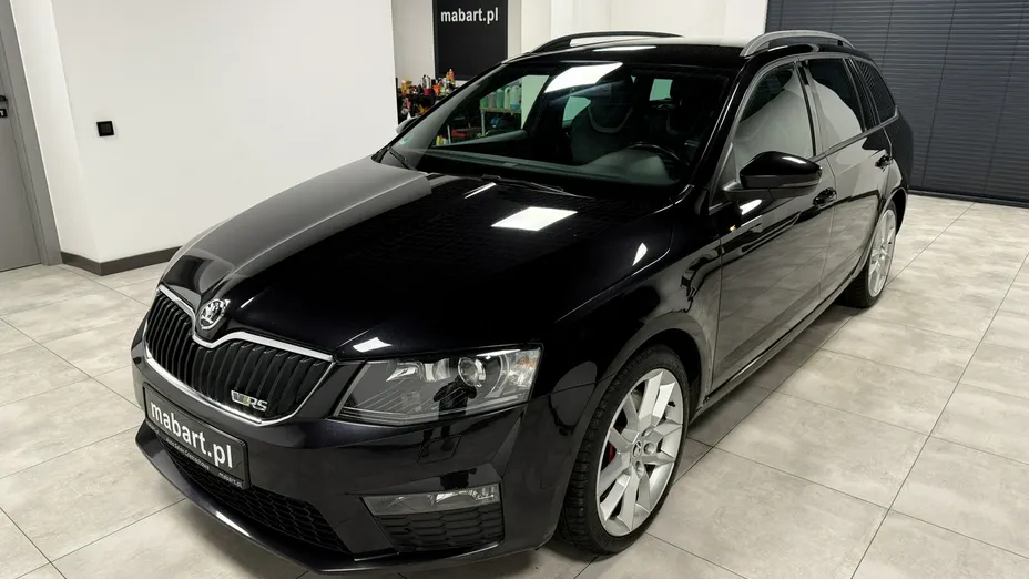 SKODA Octavia -