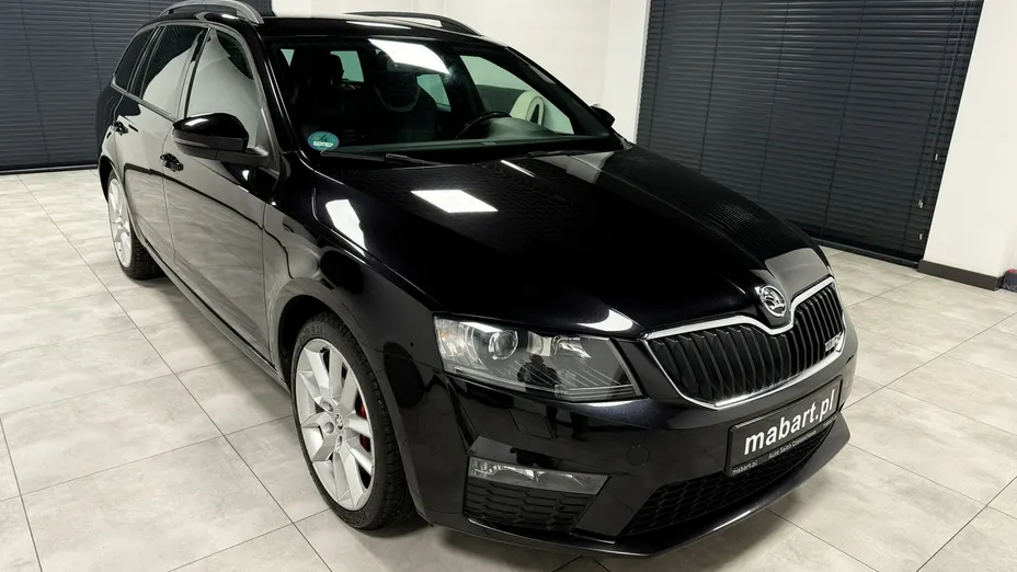SKODA Octavia -