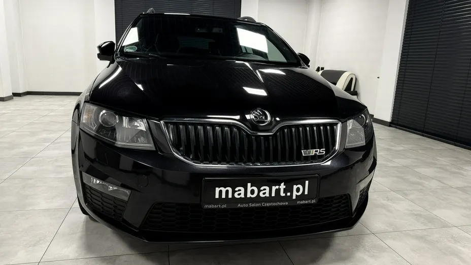 SKODA Octavia -