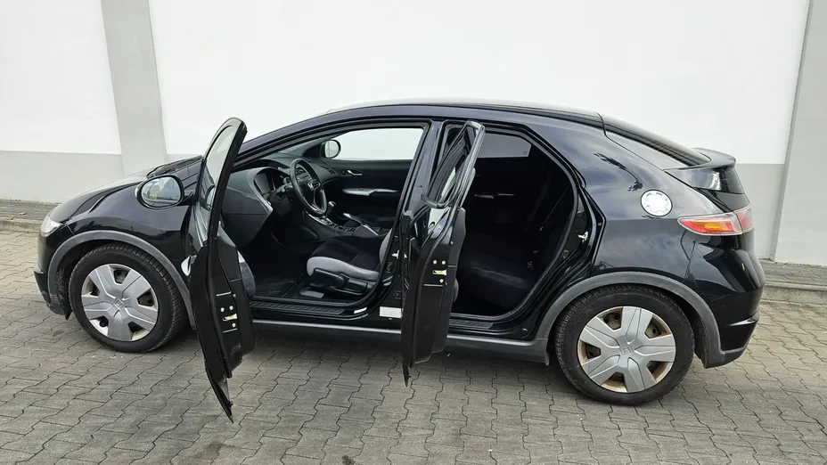 HONDA Civic -