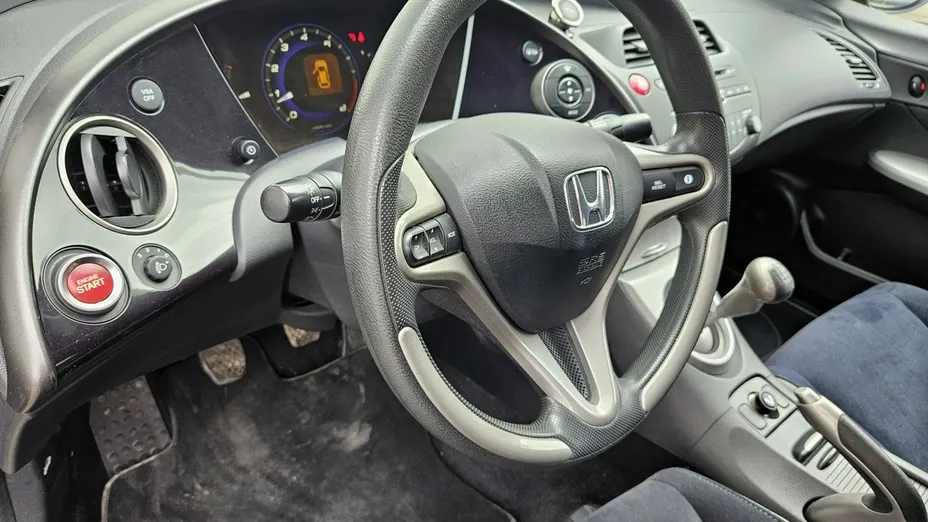 HONDA Civic -