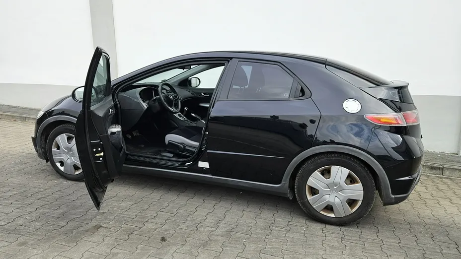 HONDA Civic -