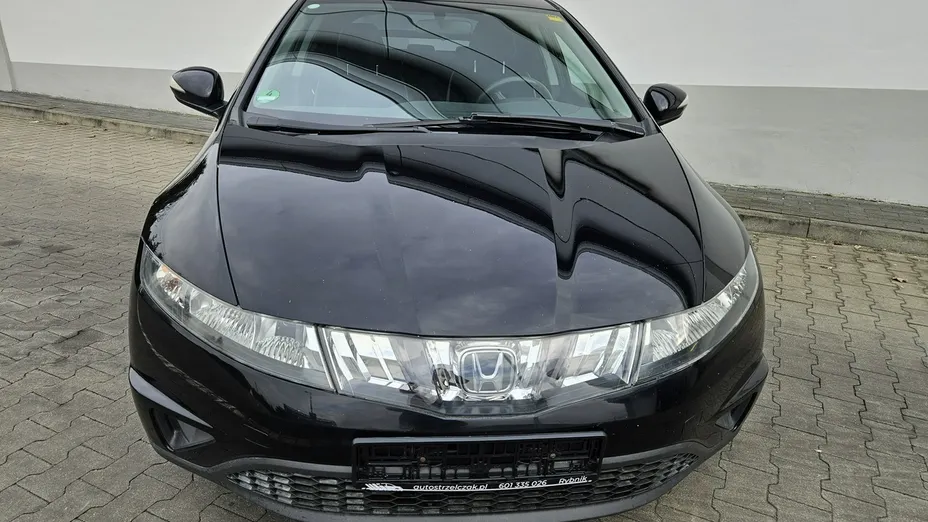 HONDA Civic -