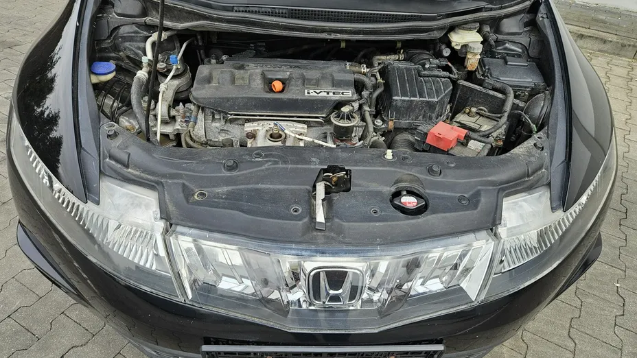 HONDA Civic -