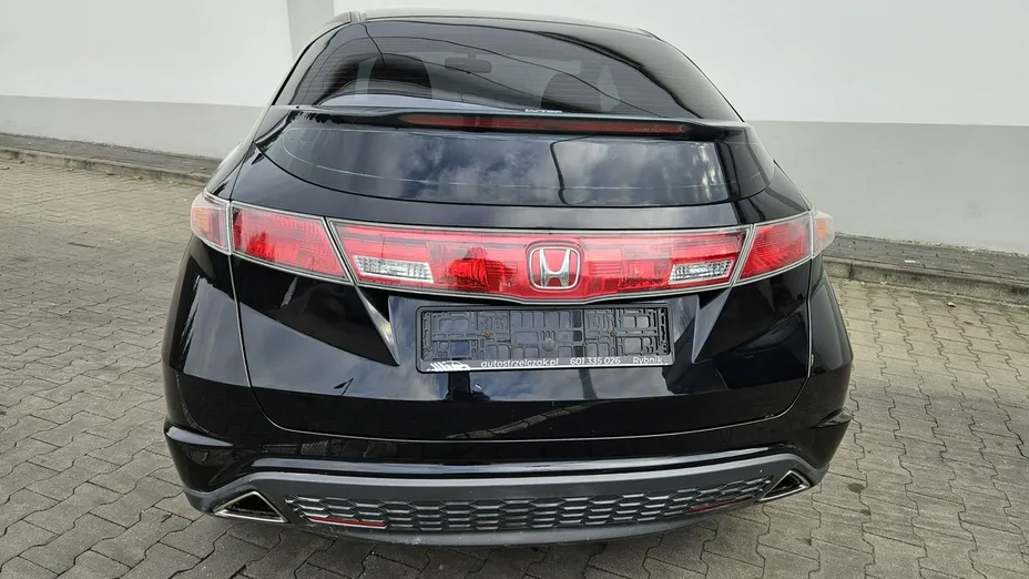 HONDA Civic -