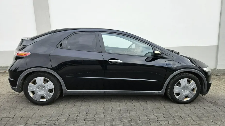 HONDA Civic -