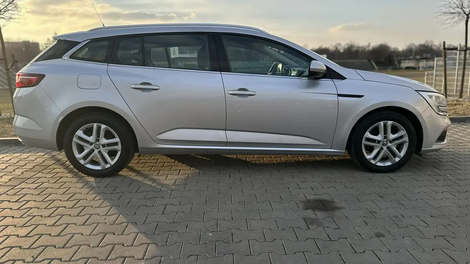 RENAULT Megane -