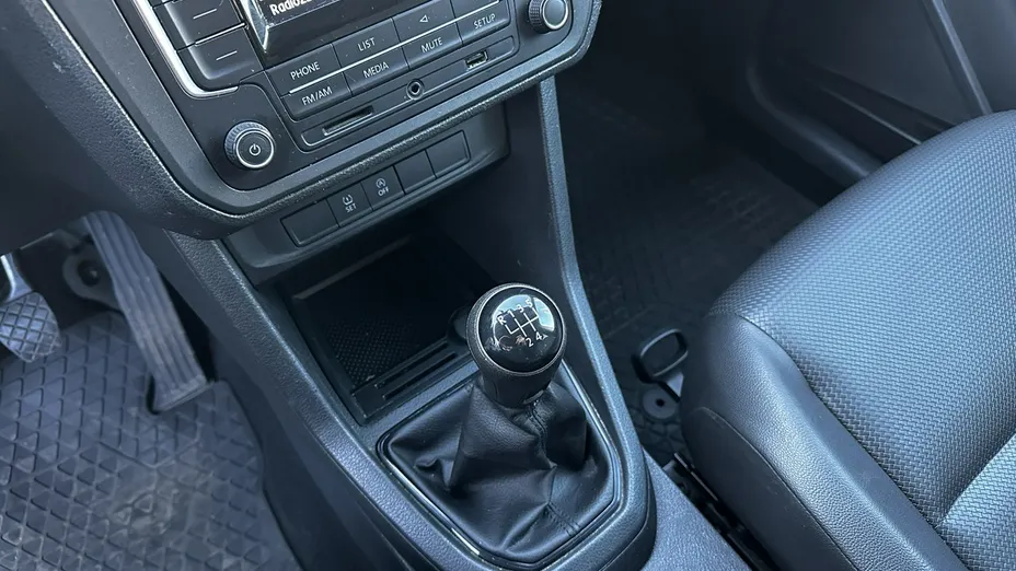 VOLKSWAGEN Caddy -