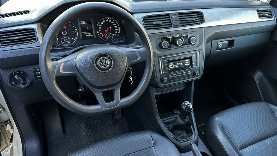VOLKSWAGEN Caddy -