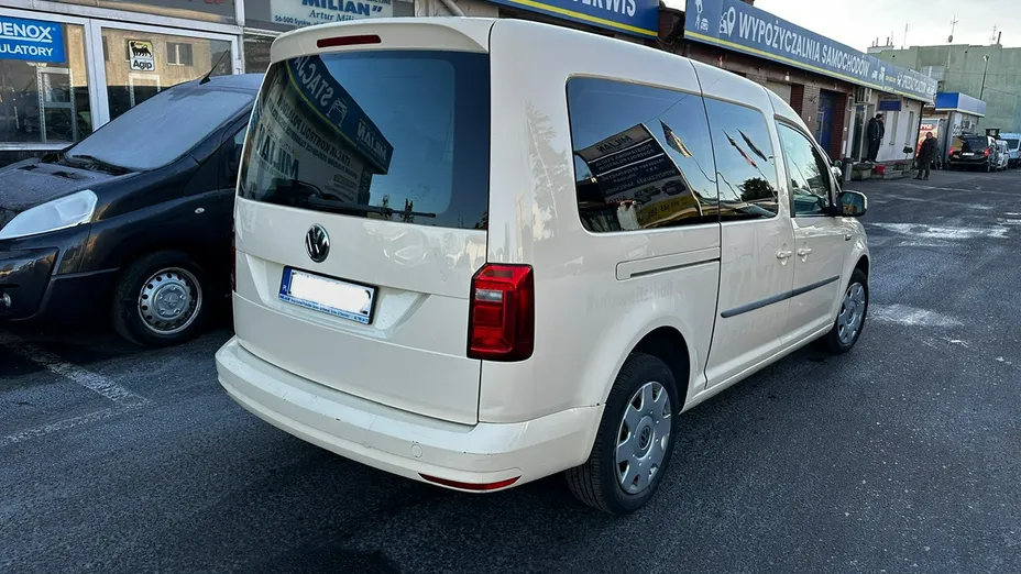 VOLKSWAGEN Caddy -