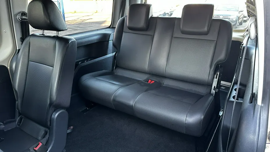 VOLKSWAGEN Caddy -
