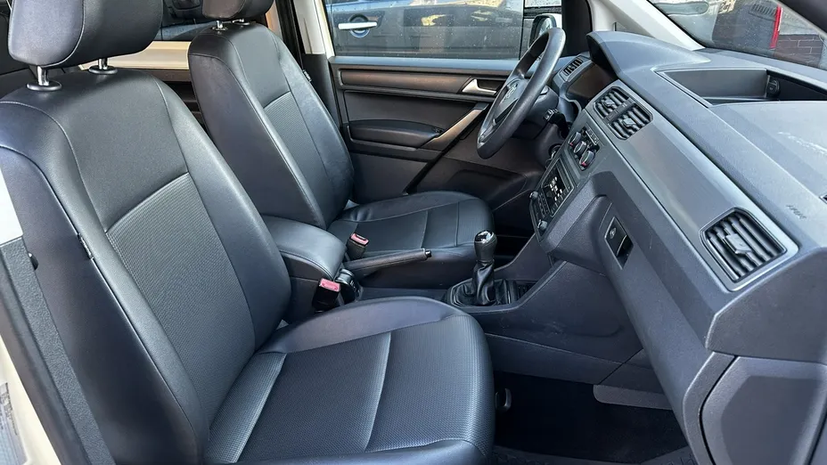VOLKSWAGEN Caddy -