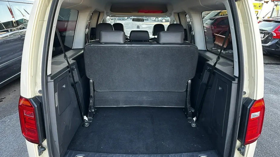 VOLKSWAGEN Caddy -