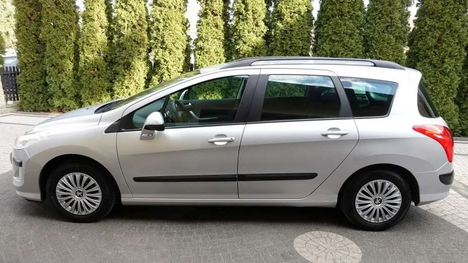PEUGEOT 308 -