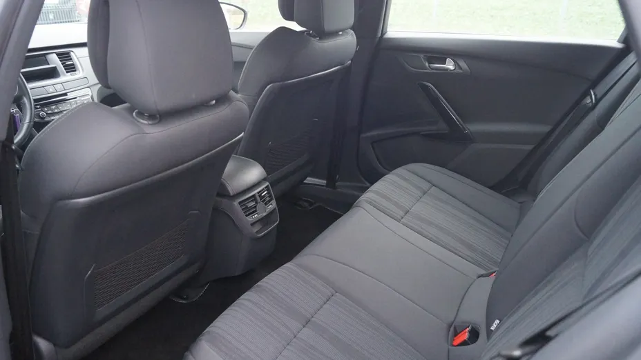 PEUGEOT 508 -